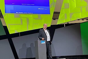 +Pluswerk CEO Jens Krumm talks at the Smart Country Con 2024